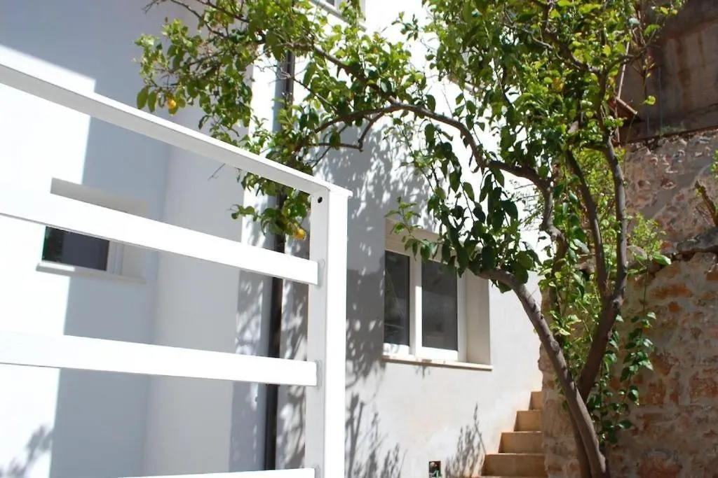 Casa Leone Apartment Buggerru Italy
