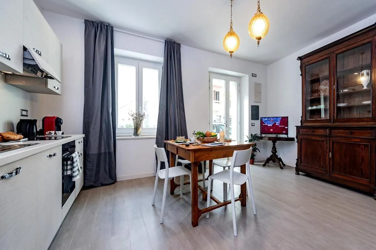 Casa Leone Apartment Buggerru 0*,